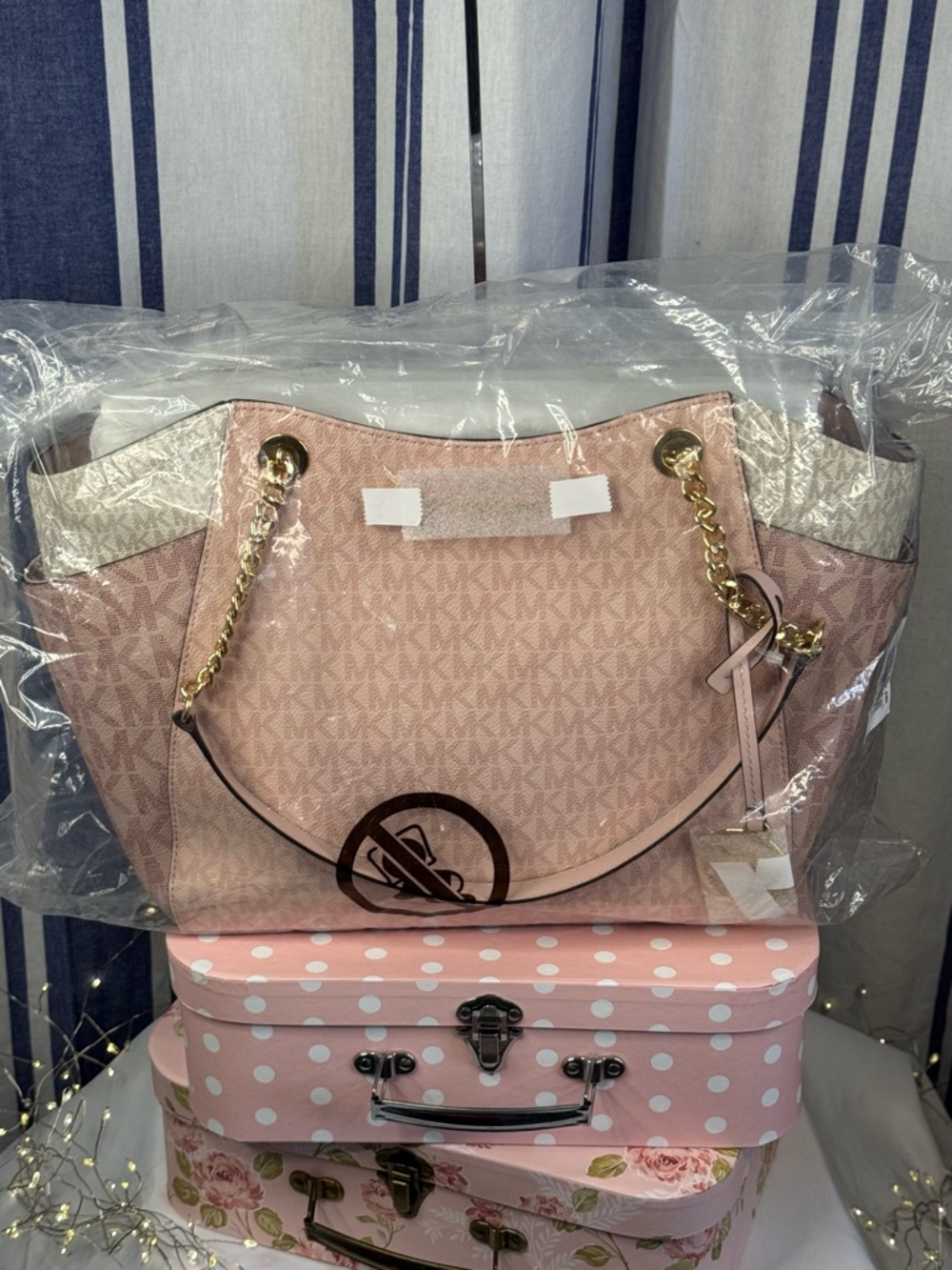 Michael Kors Jet Set Travel Large Shoulder Tote in Powder Blush Multi - Picture 2 of 16